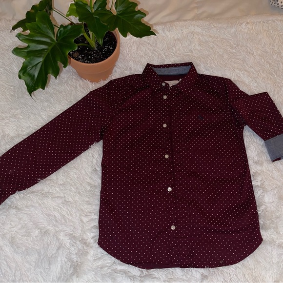 H&M Boys youth size 9-10 long sleeve with white dotted spots. - Picture 2 of 7
